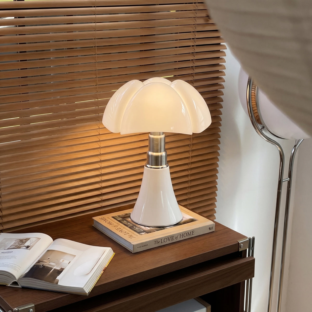 Flowerleaf bordlampe