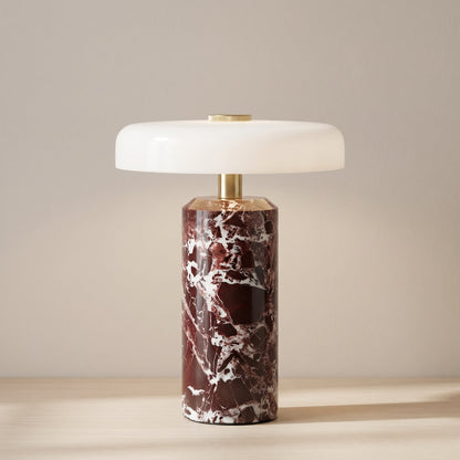 Trådløs bordlampe i marmor og glas